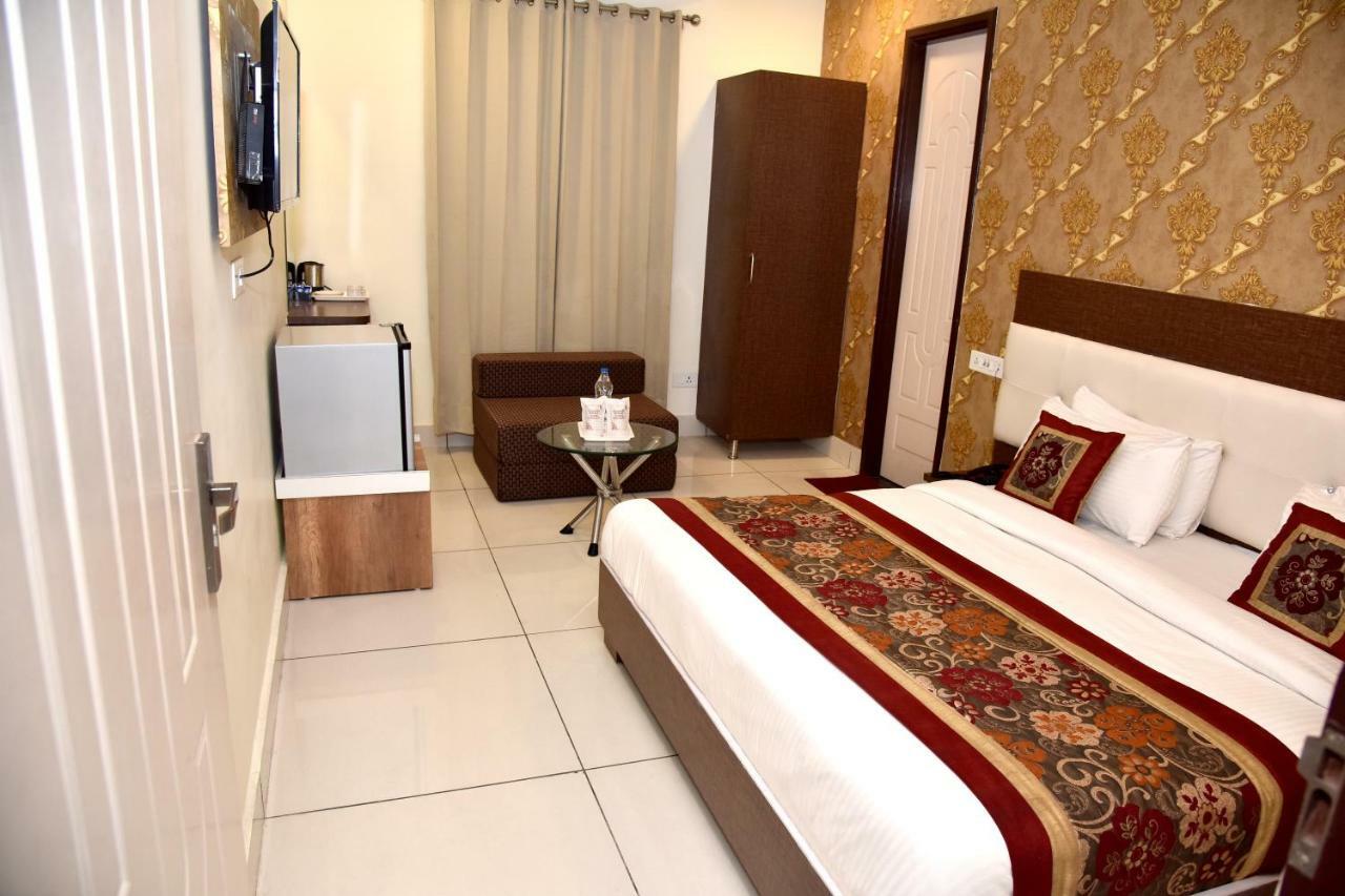 Hotel Oscar Amritsar Eksteriør billede