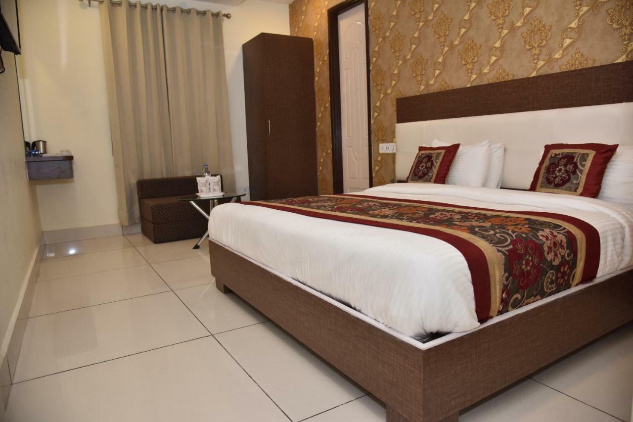 Hotel Oscar Amritsar Eksteriør billede